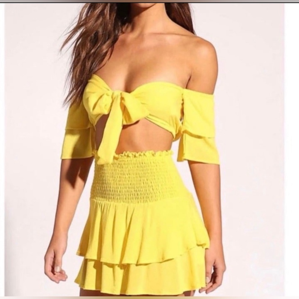 Two-Piece  Yellow Tie-front Off Shoulder Crop Top and Mini Ruffle Skirt Set